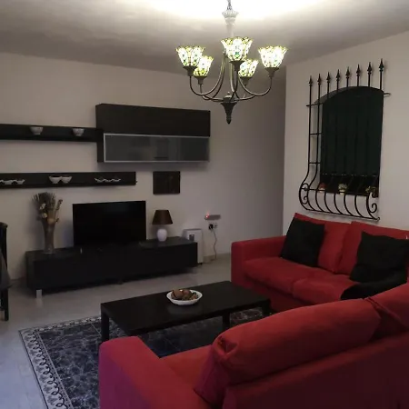 Village Corner 3 Bedroom 마르사스칼라