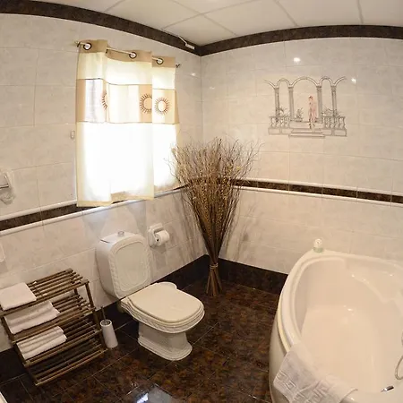 Village Corner 3 Bedroom 公寓 *